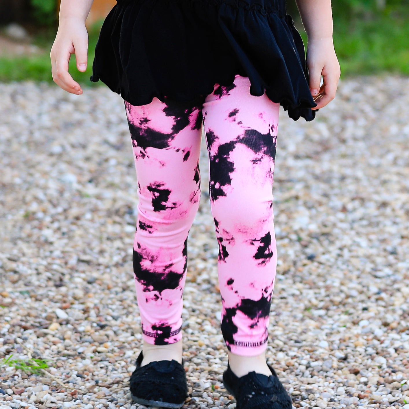 AnnLoren Baby Toddler Big Girls Boutique Black and Pink Tie Dye Leggings