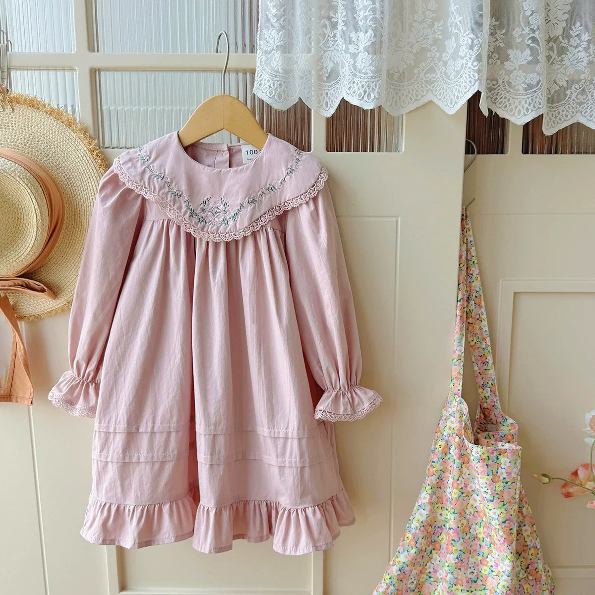 Arrival Girls Autumn French Flowers Embroidered Pattern Long Sleeves Dress