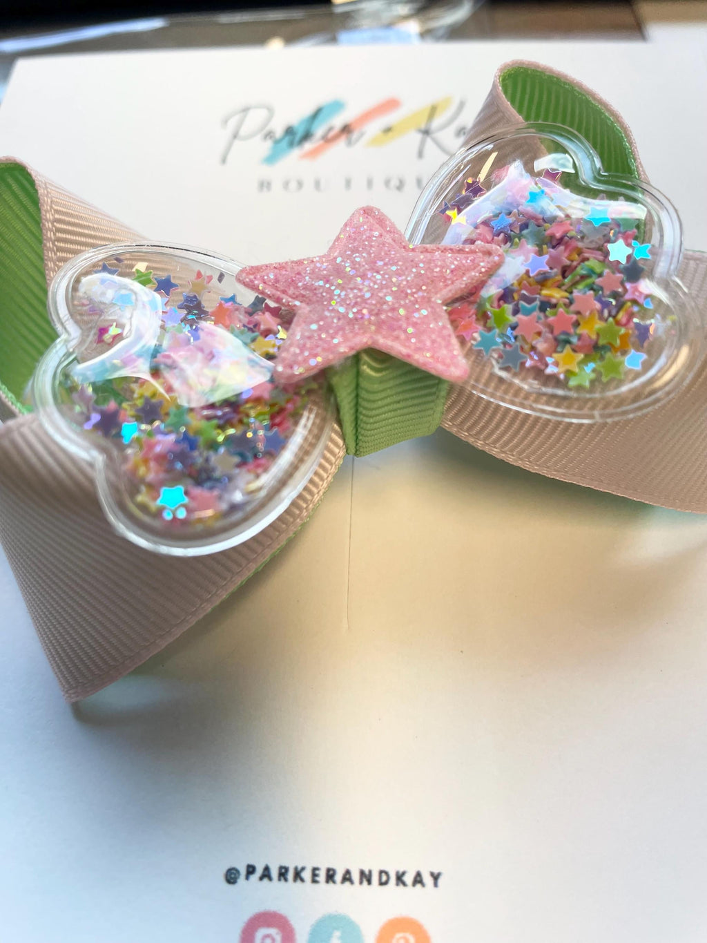 Twisted Shaker Hair Bow